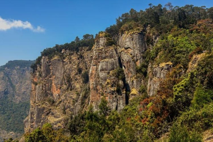 Pillar Rocks