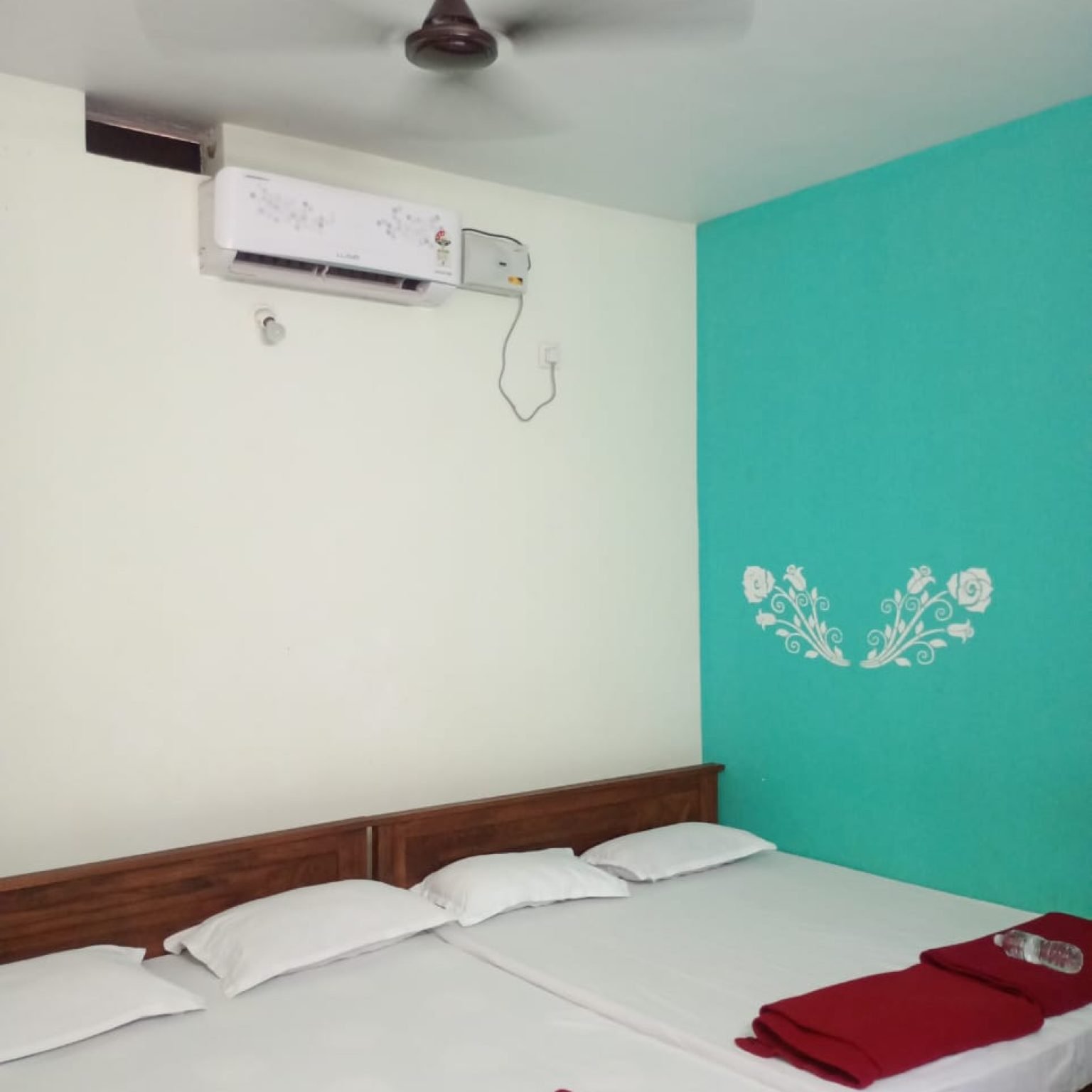 4-bed room( ground floor)